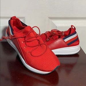 Tommy Hilfiger Women’s Fashion Sneaker